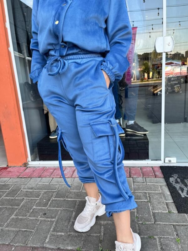 Conjunto Mari Azul em Veludo Cotelê - Imagem 3