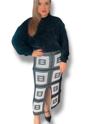 Saia Midi Modal PretoBranco com Fenda Frontal