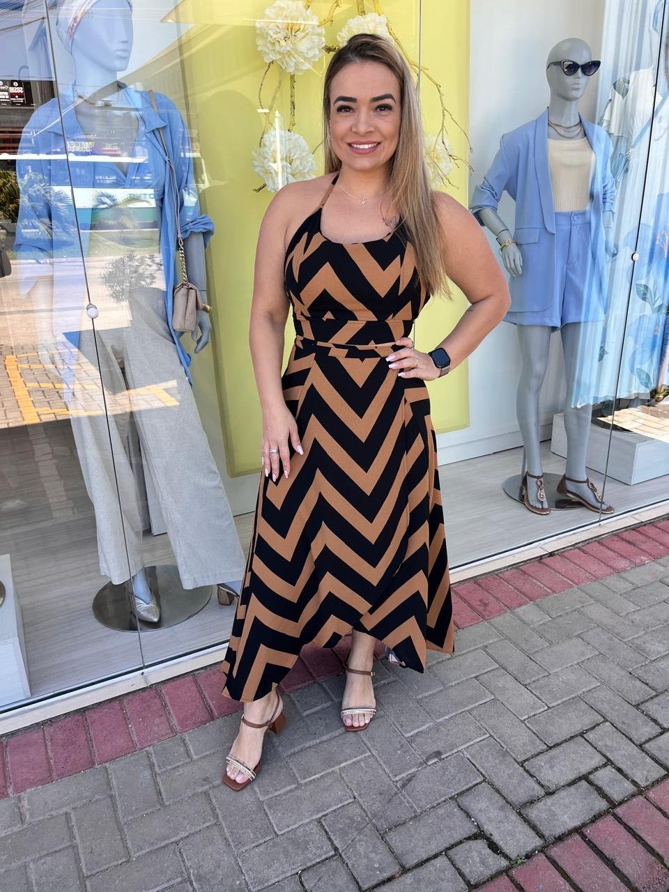 Saia Envelope – Elegância e Versatilidade em um Só Look - Imagem 4